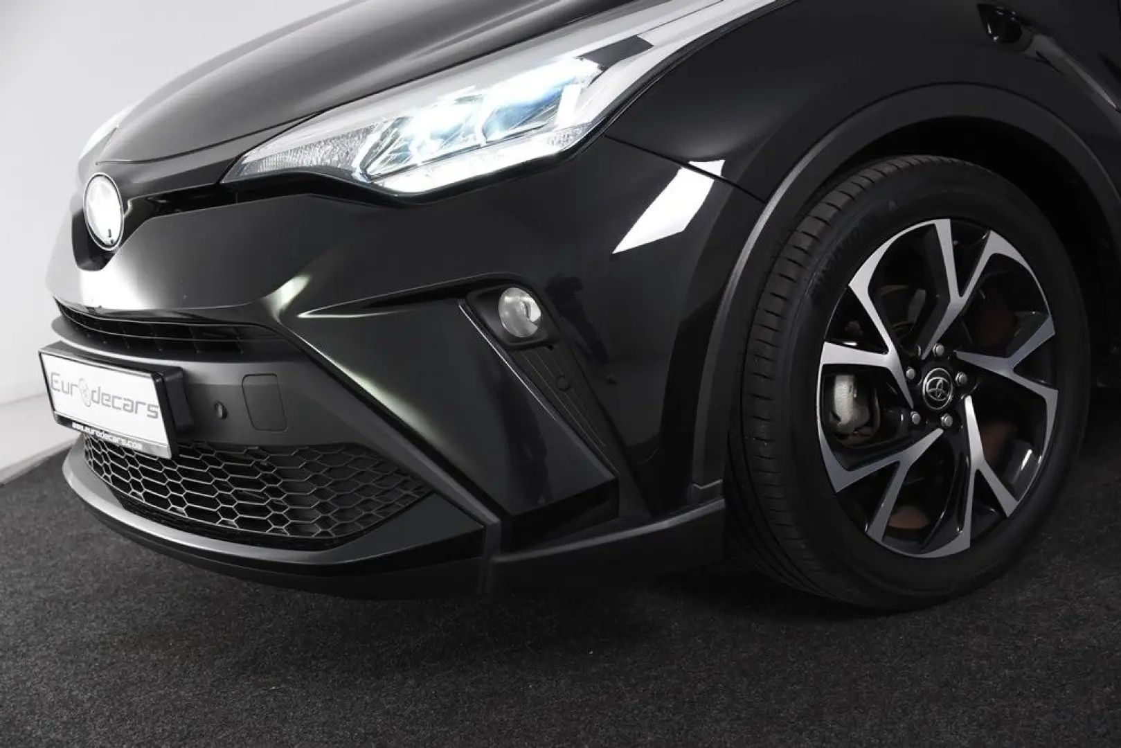 C-HR 1.8-l-VVTi Hybrid Club  1.Hand AHK