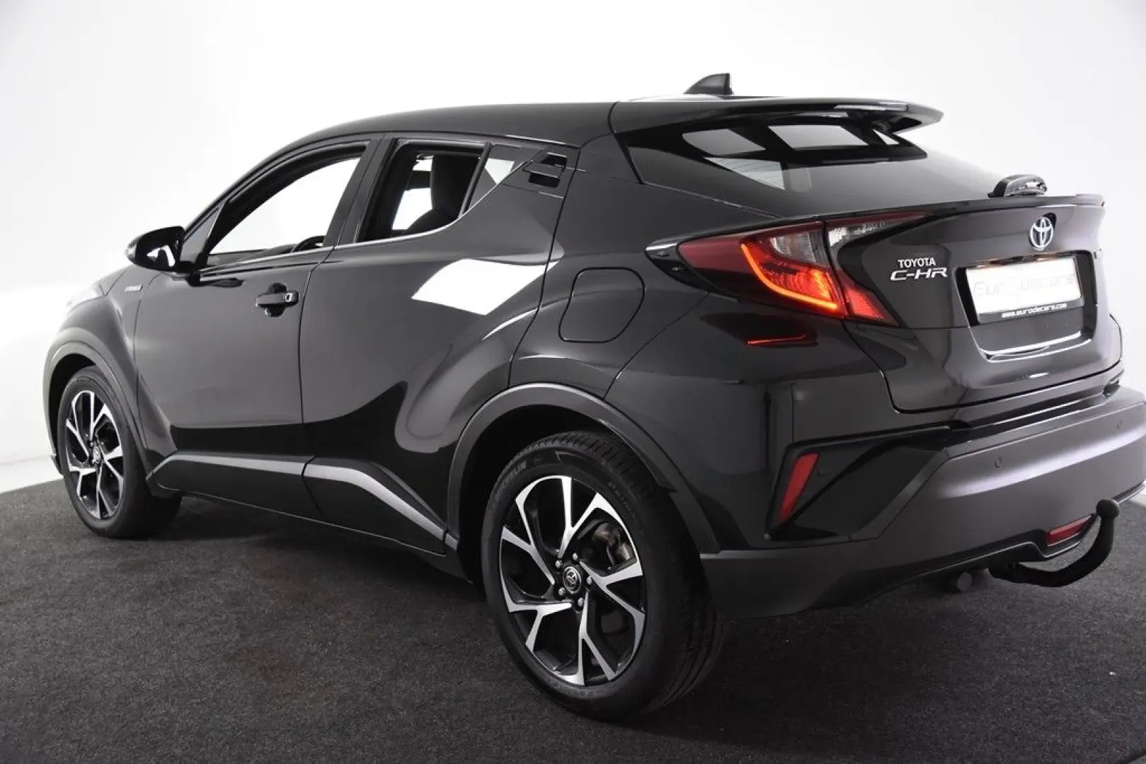 C-HR 1.8-l-VVTi Hybrid Club  1.Hand AHK