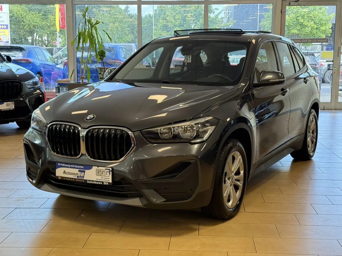 X1 xDrive Advantage Pano DAB Navi SHZ LED PDC
