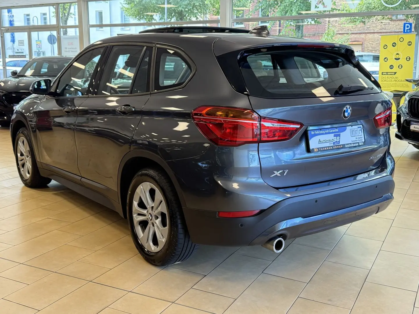 X1 xDrive Advantage Pano DAB Navi SHZ LED PDC