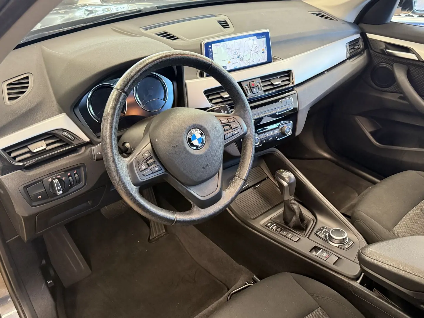 X1 xDrive Advantage Pano DAB Navi SHZ LED PDC