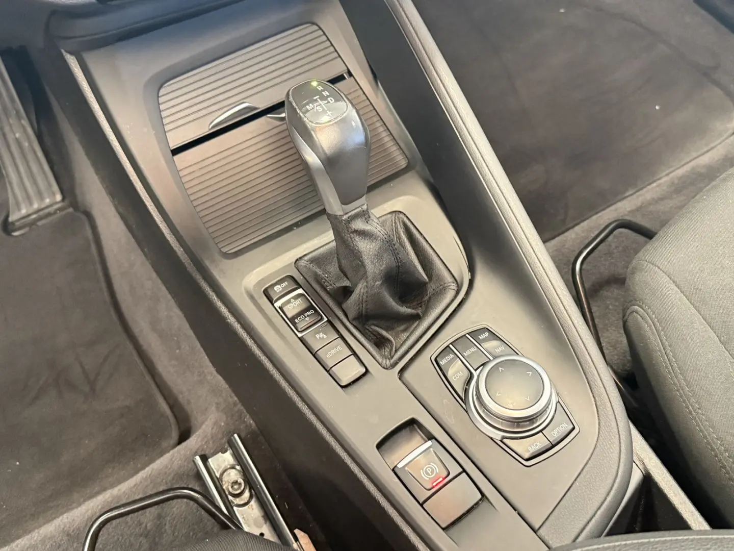 X1 xDrive Advantage Pano DAB Navi SHZ LED PDC