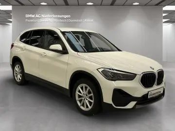 X1 xDrive18d Navi Parkassist Sportsitze LED
