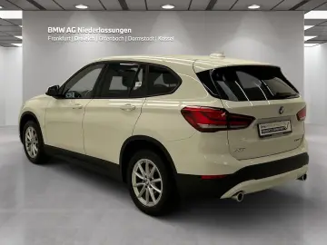 X1 xDrive18d Navi Parkassist Sportsitze LED
