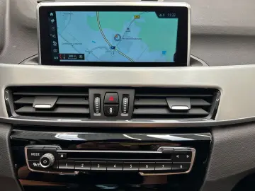 X1 xDrive18d Navi Parkassist Sportsitze LED