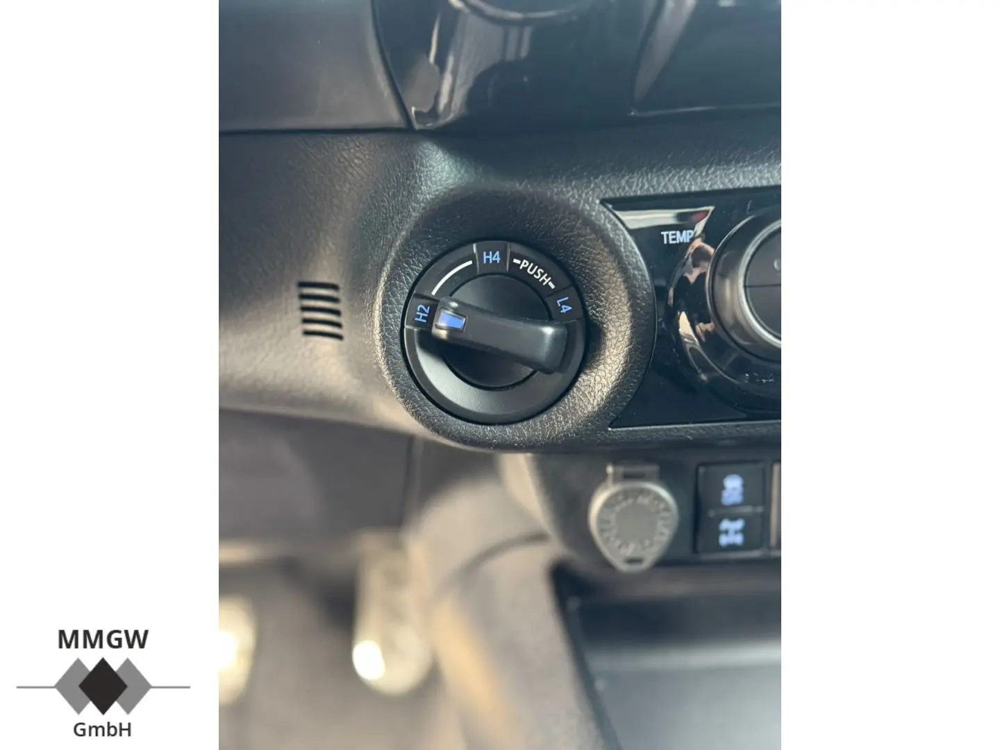 Hilux Double Cab GR Sport 4x4 2.8 D-4D EU6d Navi