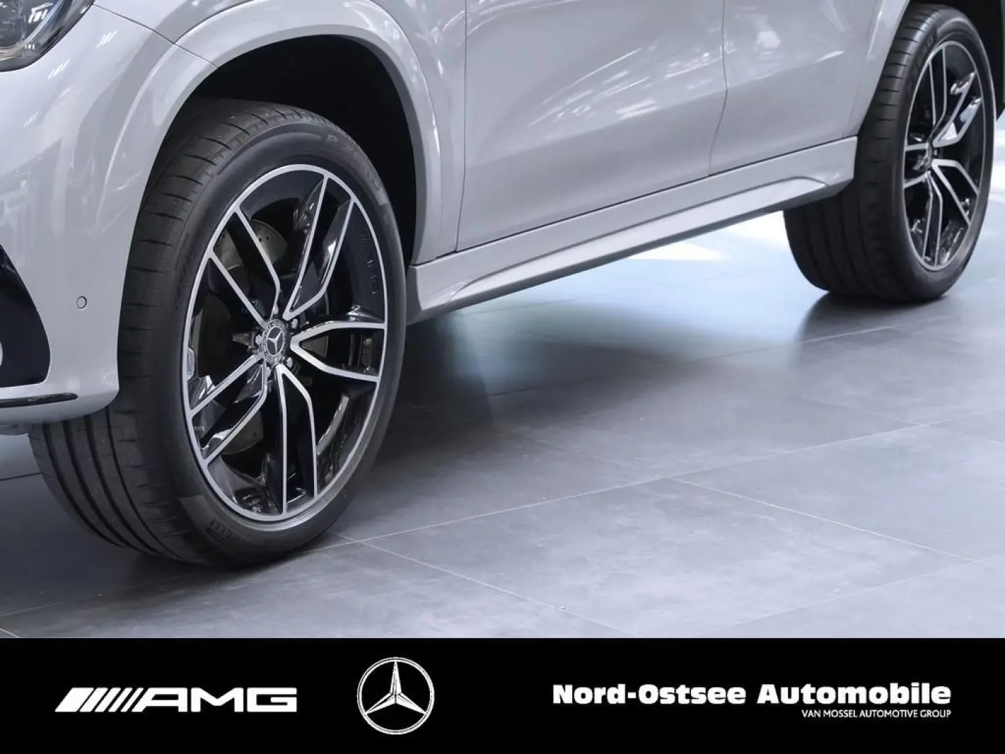 GLE 450 d 4M AMG ADV.   Night Pano 22'' Distr HU