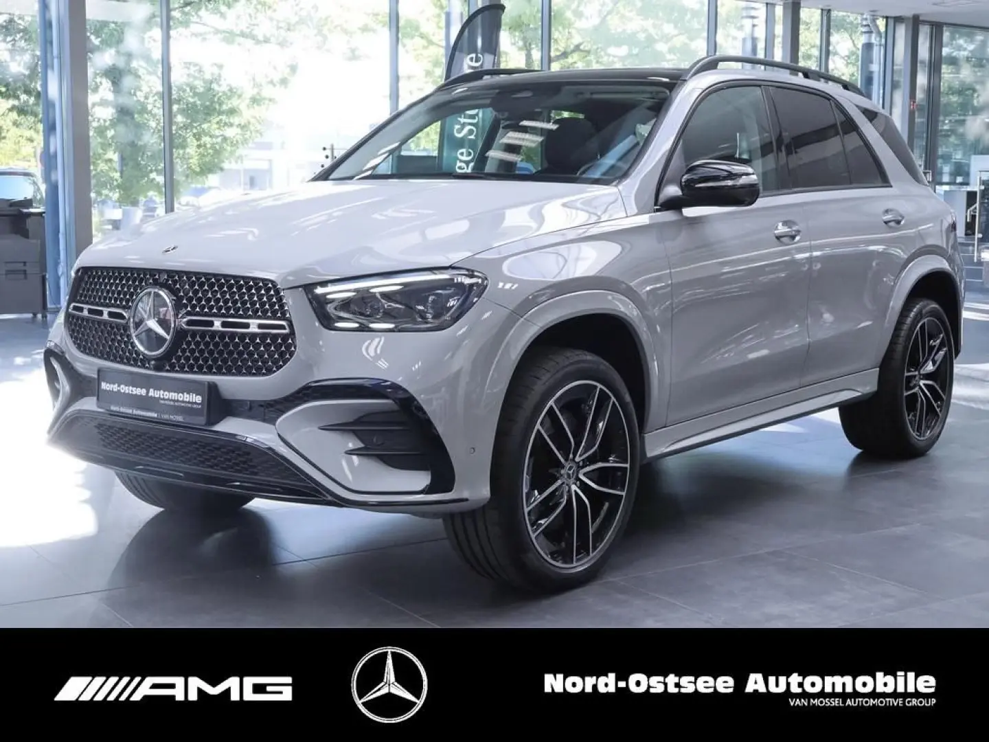 GLE 450 d 4M AMG ADV.   Night Pano 22'' Distr HU