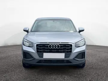 Q2 35 TFSI S-tronic NAV LED PDC SMARTPHONE DAB