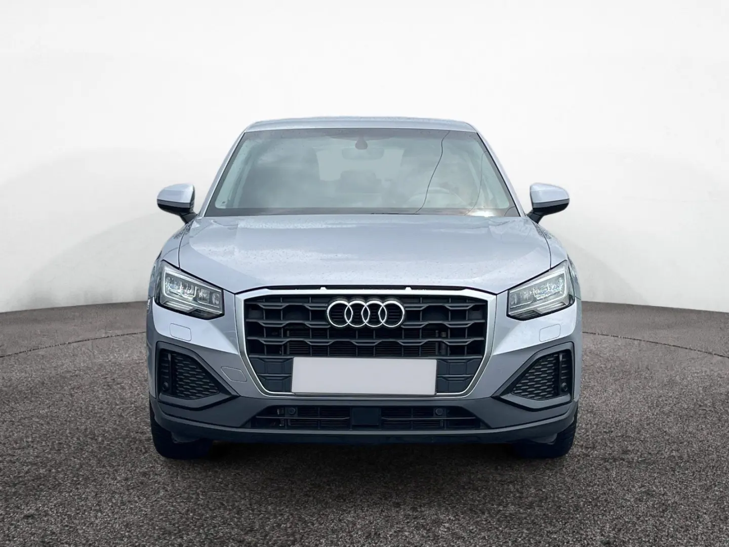 Q2 35 TFSI S-tronic NAV LED PDC SMARTPHONE DAB