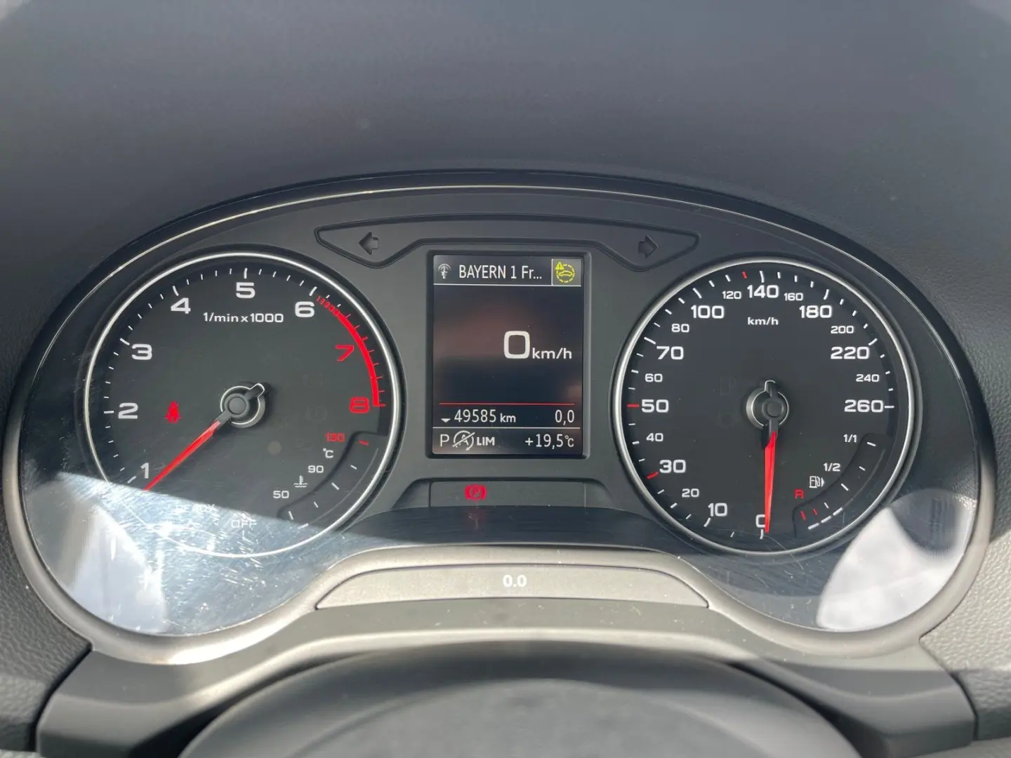 Q2 35 TFSI S-tronic NAV LED PDC SMARTPHONE DAB