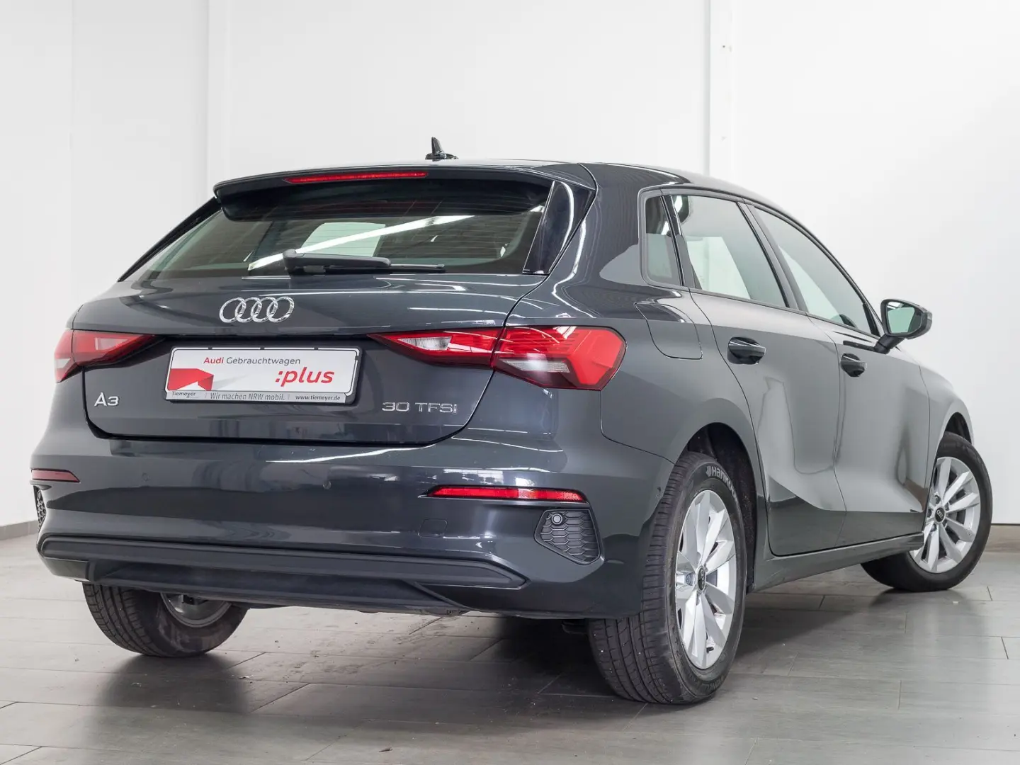 A3 Sportback 30 TFSI LM16 PDC  SMARTPHONE-INTERF