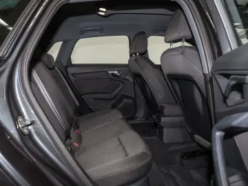 A3 Sportback 30 TFSI LM16 PDC  SMARTPHONE-INTERF