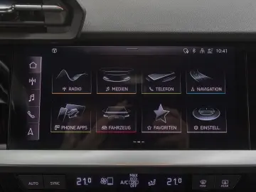 A3 Sportback 30 TFSI LM16 PDC  SMARTPHONE-INTERF