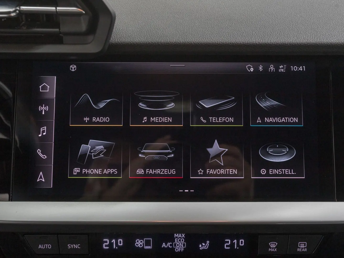 A3 Sportback 30 TFSI LM16 PDC  SMARTPHONE-INTERF