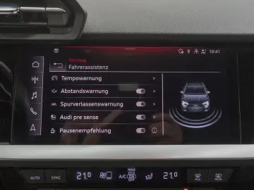 A3 Sportback 30 TFSI LM16 PDC  SMARTPHONE-INTERF
