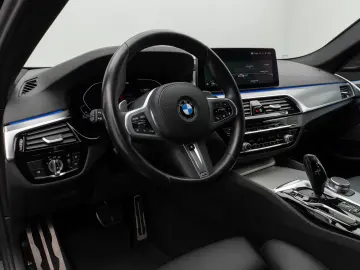 540d  xD M Sport Kamera HUD DAB H K Alarm 20Zoll