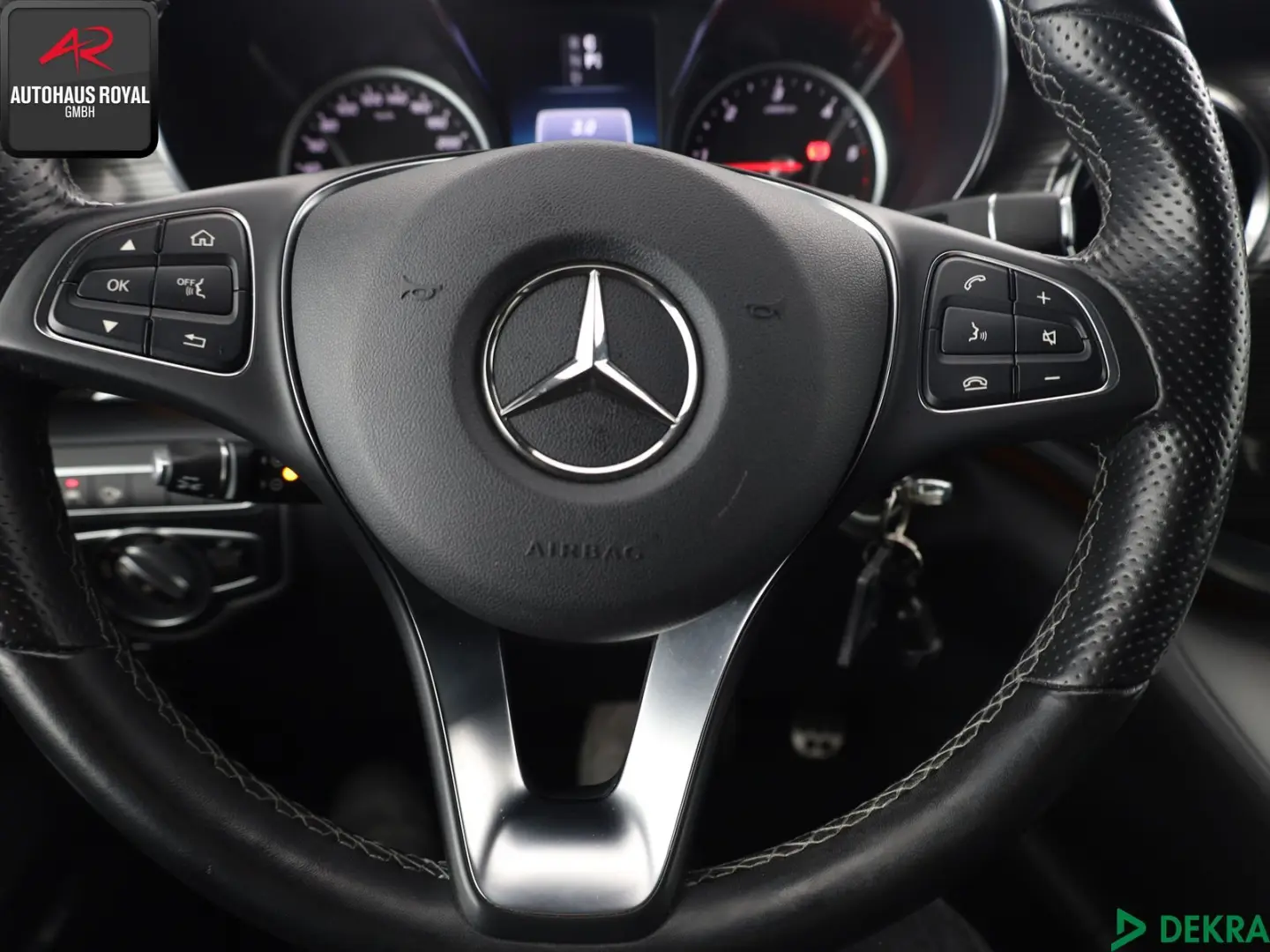 V 300 d 4M AMG EXTRALANG 6 SITZE AIRMATIC DISTRO