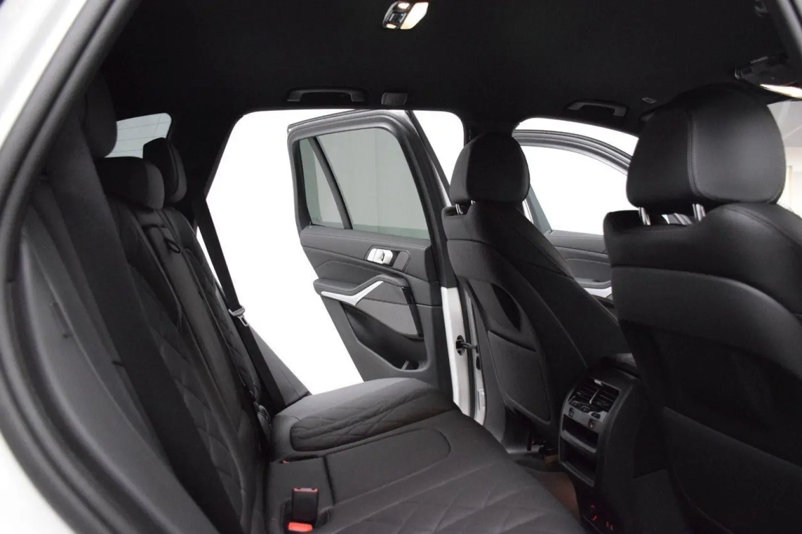 X5 xDrive50e 50e 50 e M Sport 490hp H K  VAT
