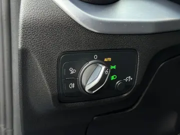 Q2 1.4 TFSI COD S tro 3xS-line ACC S-HE LED KEY