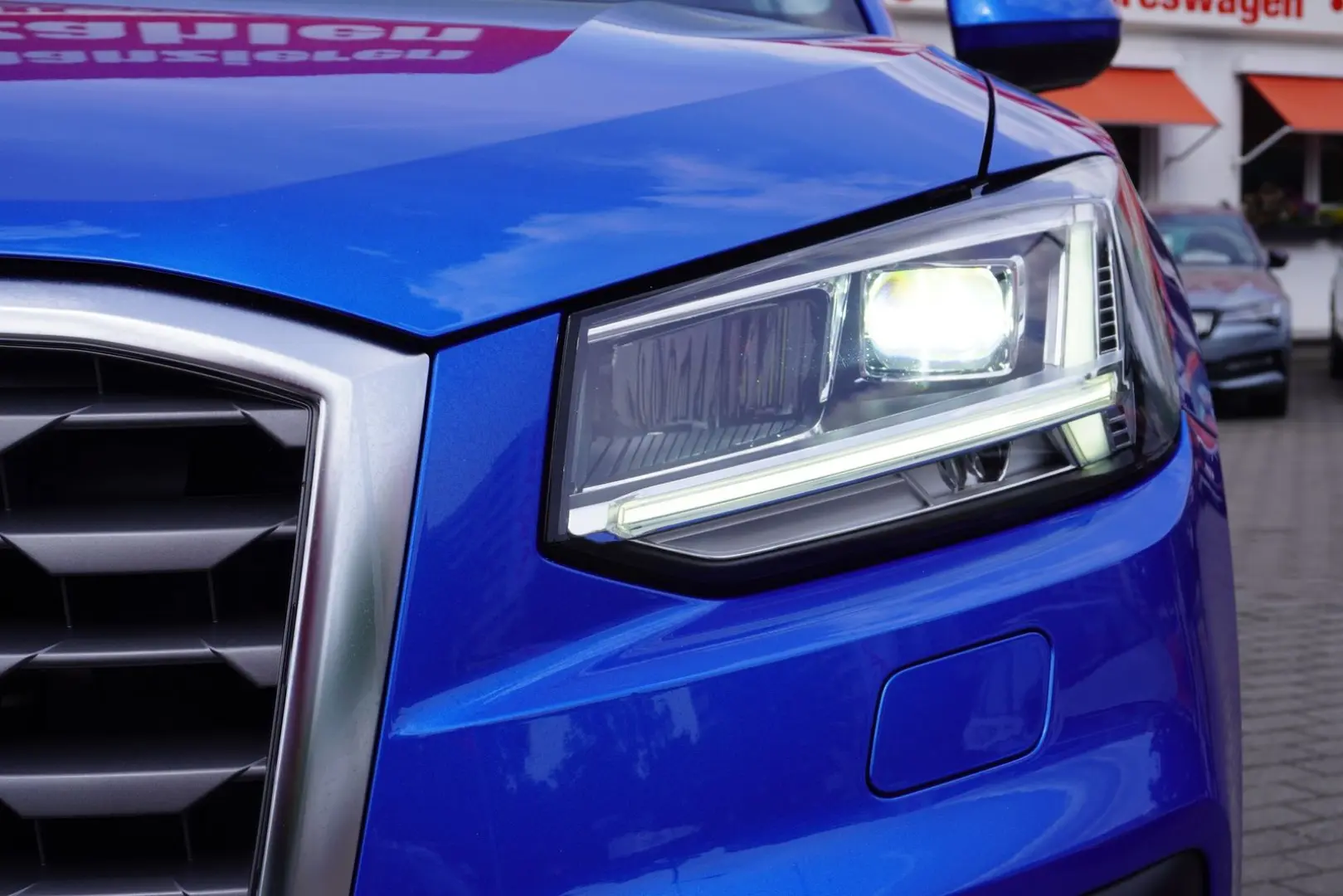 Q2 2.0 40 TFSI quattro sport S-Tronic LED Navi