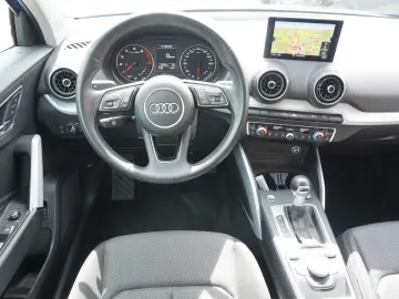 Q2 2.0 40 TFSI quattro sport S-Tronic LED Navi