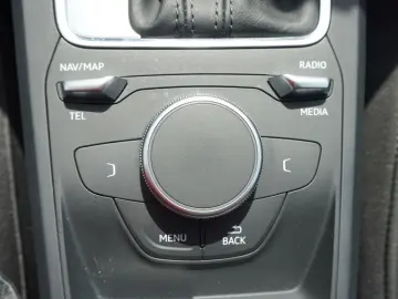 Q2 2.0 40 TFSI quattro sport S-Tronic LED Navi