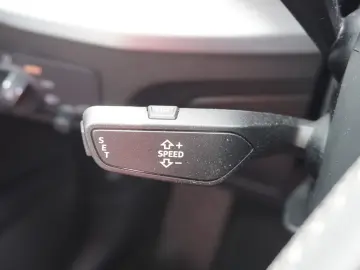 Q2 2.0 40 TFSI quattro sport S-Tronic LED Navi
