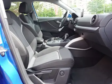 Q2 2.0 40 TFSI quattro sport S-Tronic LED Navi