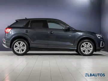 Q2 1 5 TFSI S-Tron. Advanc. Navi  Matrix-LED ACC