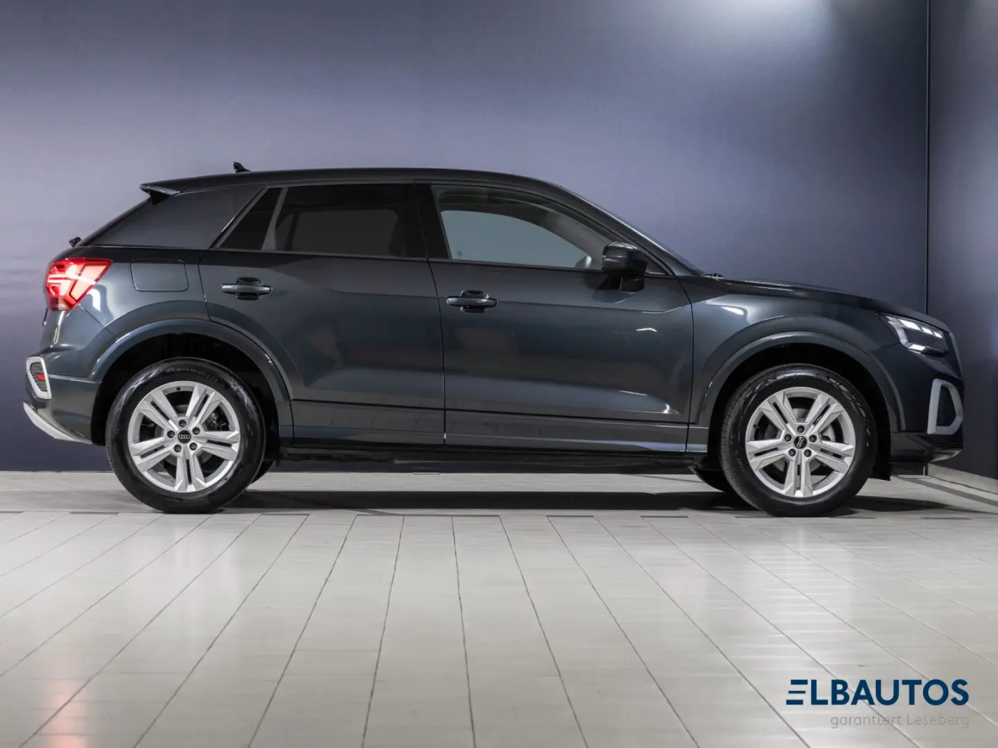 Q2 1 5 TFSI S-Tron. Advanc. Navi  Matrix-LED ACC