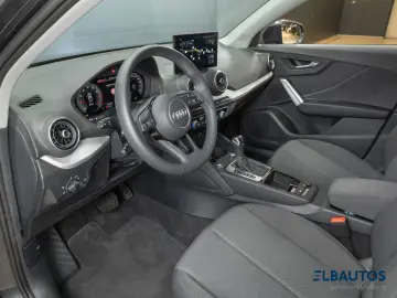 Q2 1 5 TFSI S-Tron. Advanc. Navi  Matrix-LED ACC