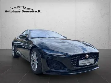 F-TYPE Coupe P300 Black Pack Performance Sitze