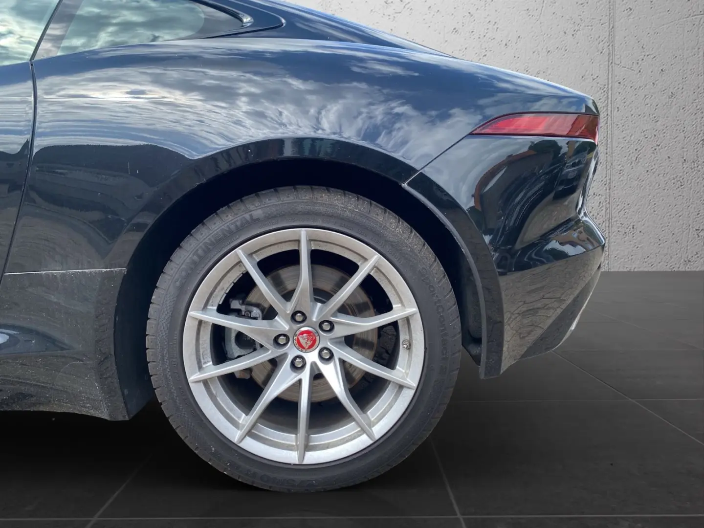 F-TYPE Coupe P300 Black Pack Performance Sitze