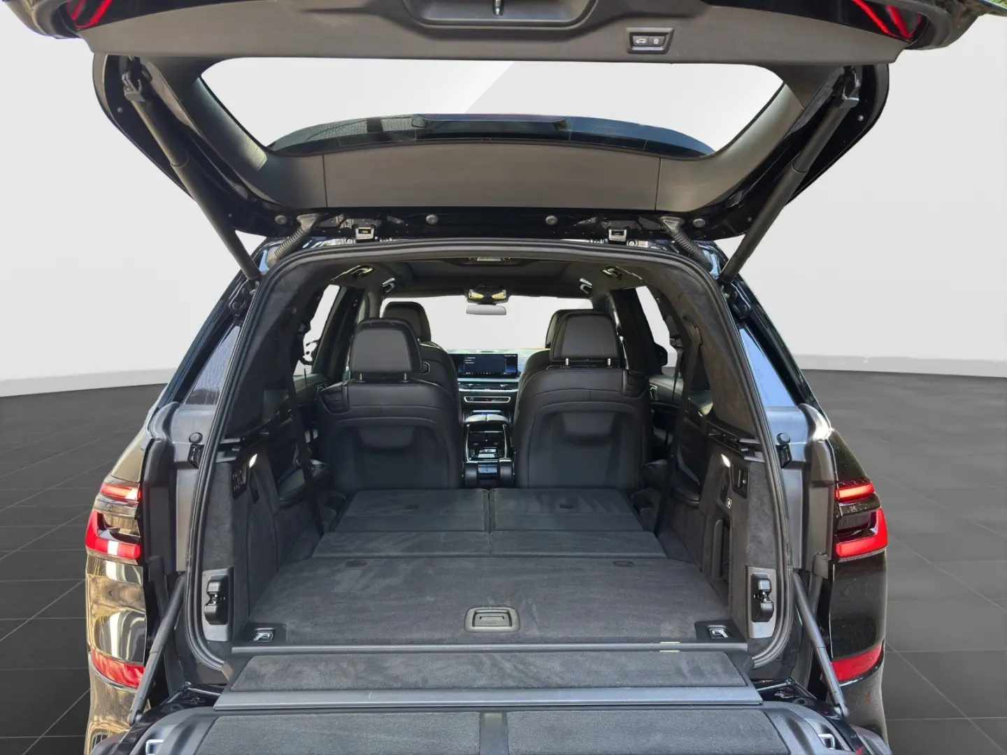 X7 xDrive40d M Sport Pro   Kristall   B&W   AHK