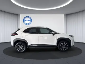 Yaris Cross Hybrid FWD