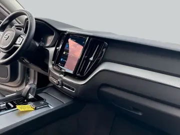 XC60 B4 D Plus Dark