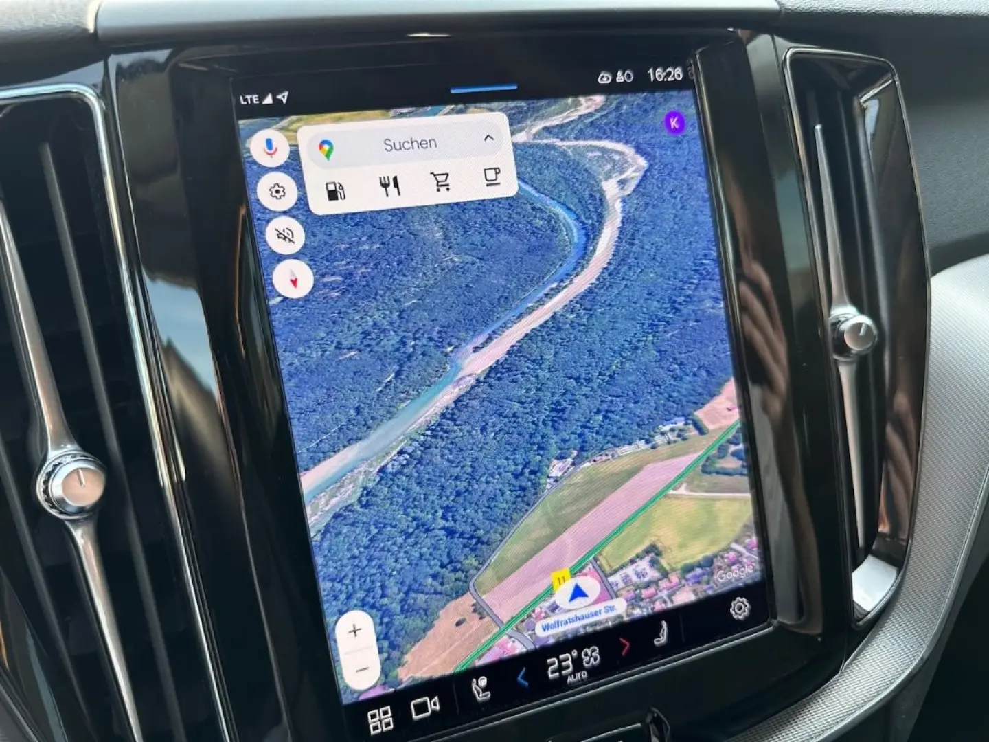 XC60 Plus Dark AWD B4 Diesel EU6d Digitales Cock