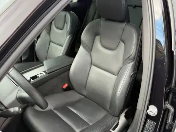 XC60 PLUS DARK AWD GOOGLE PANO HARMAN