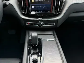 XC60 PLUS DARK AWD GOOGLE PANO HARMAN