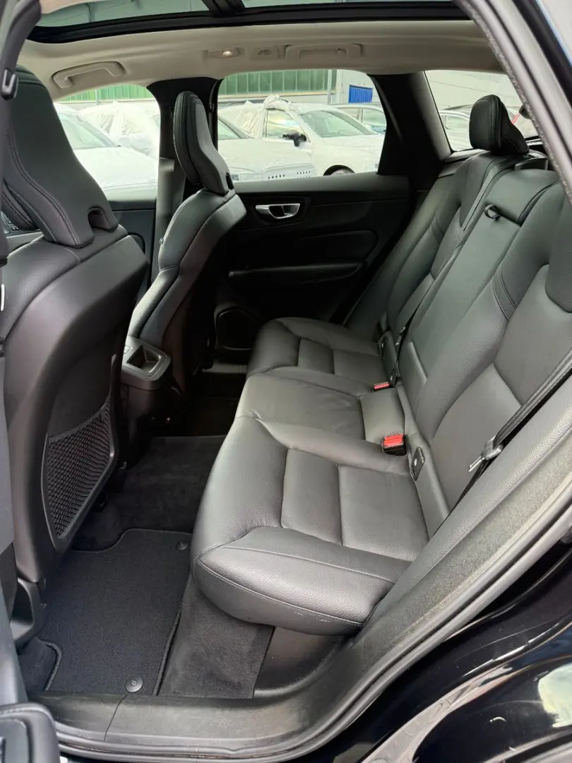 XC60 PLUS DARK AWD GOOGLE PANO HARMAN