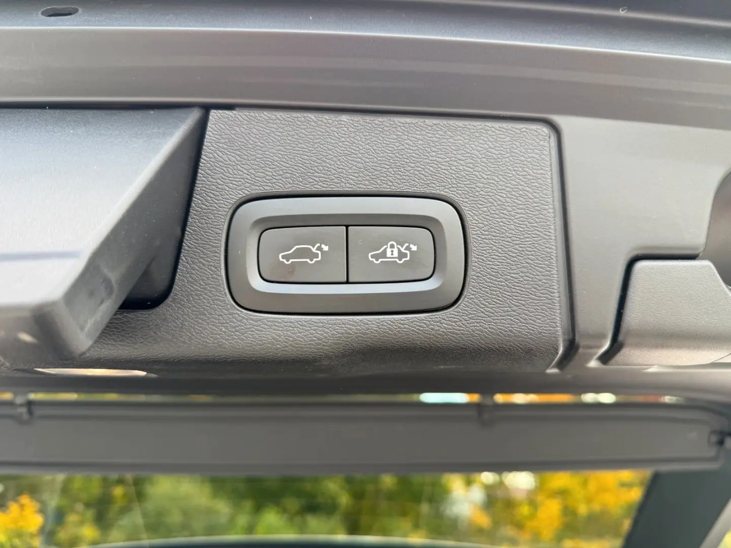 XC60 PLUS DARK AWD GOOGLE PANO HARMAN