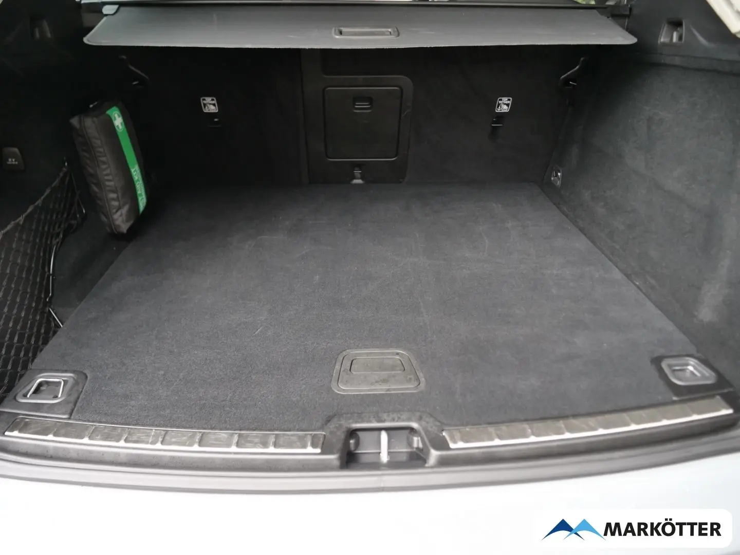 XC60 B4 AWD Plus Dark AHK 360CAM Google