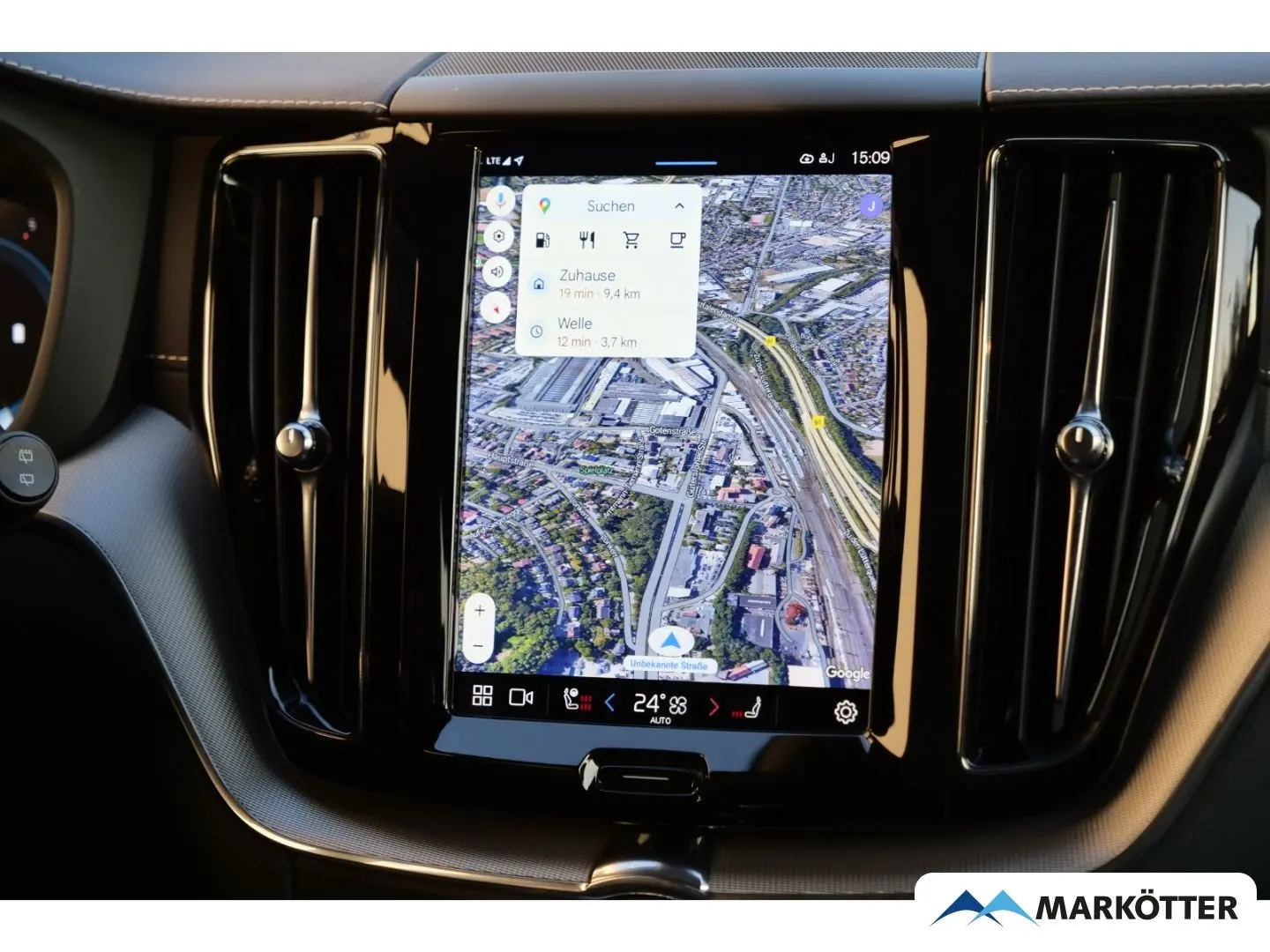 XC60 B4 AWD Plus Dark AHK 360CAM Google
