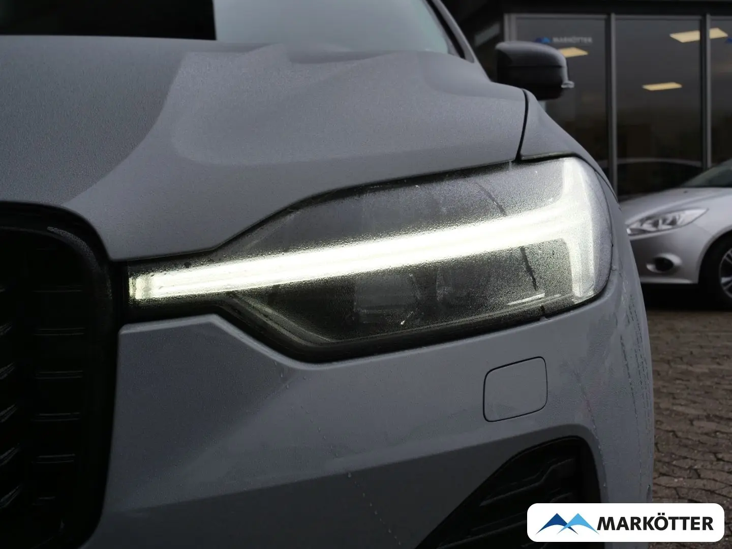 XC60 B4 AWD Plus Dark AHK 360CAM Google