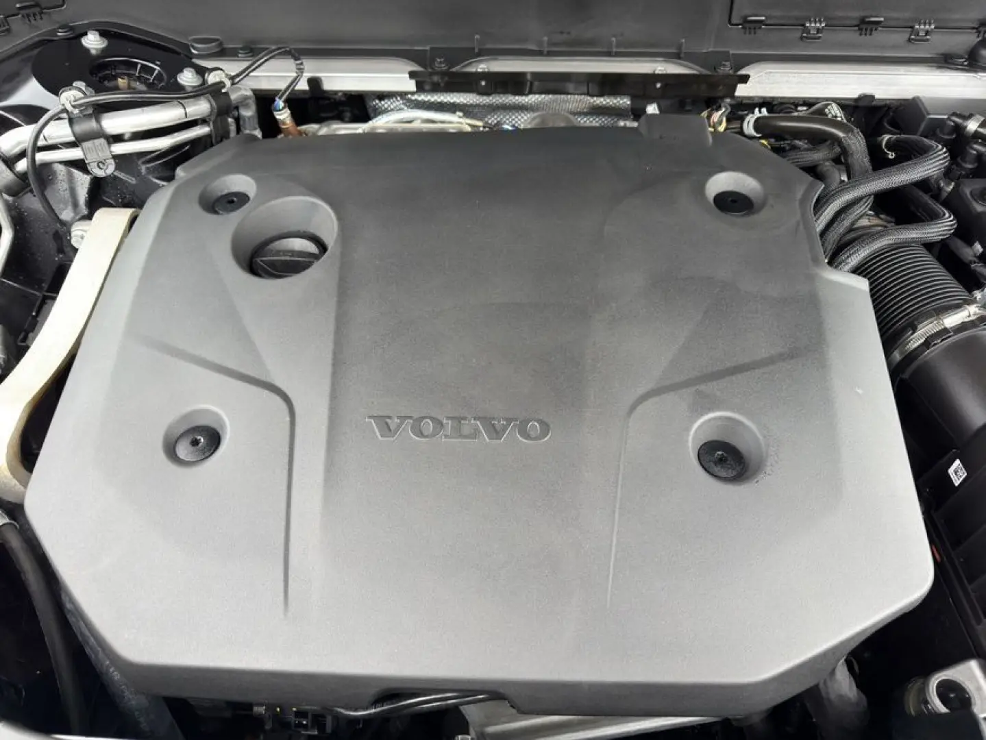 XC90 B5 AWD Plus-Bright 7S Glasd Standh 360  AHK