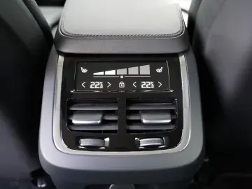 S90 Lim. Ultimate Bright AWD GSD KAM AHK HEADUP