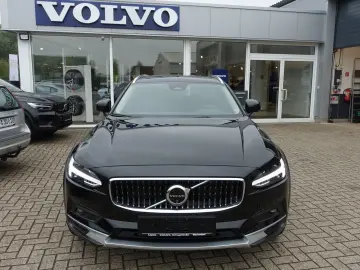 V90 Cross Country B4 AWD Plus AHK H&K Pano BLIS