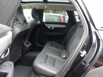 V90 Cross Country B4 AWD Plus AHK H&K Pano BLIS
