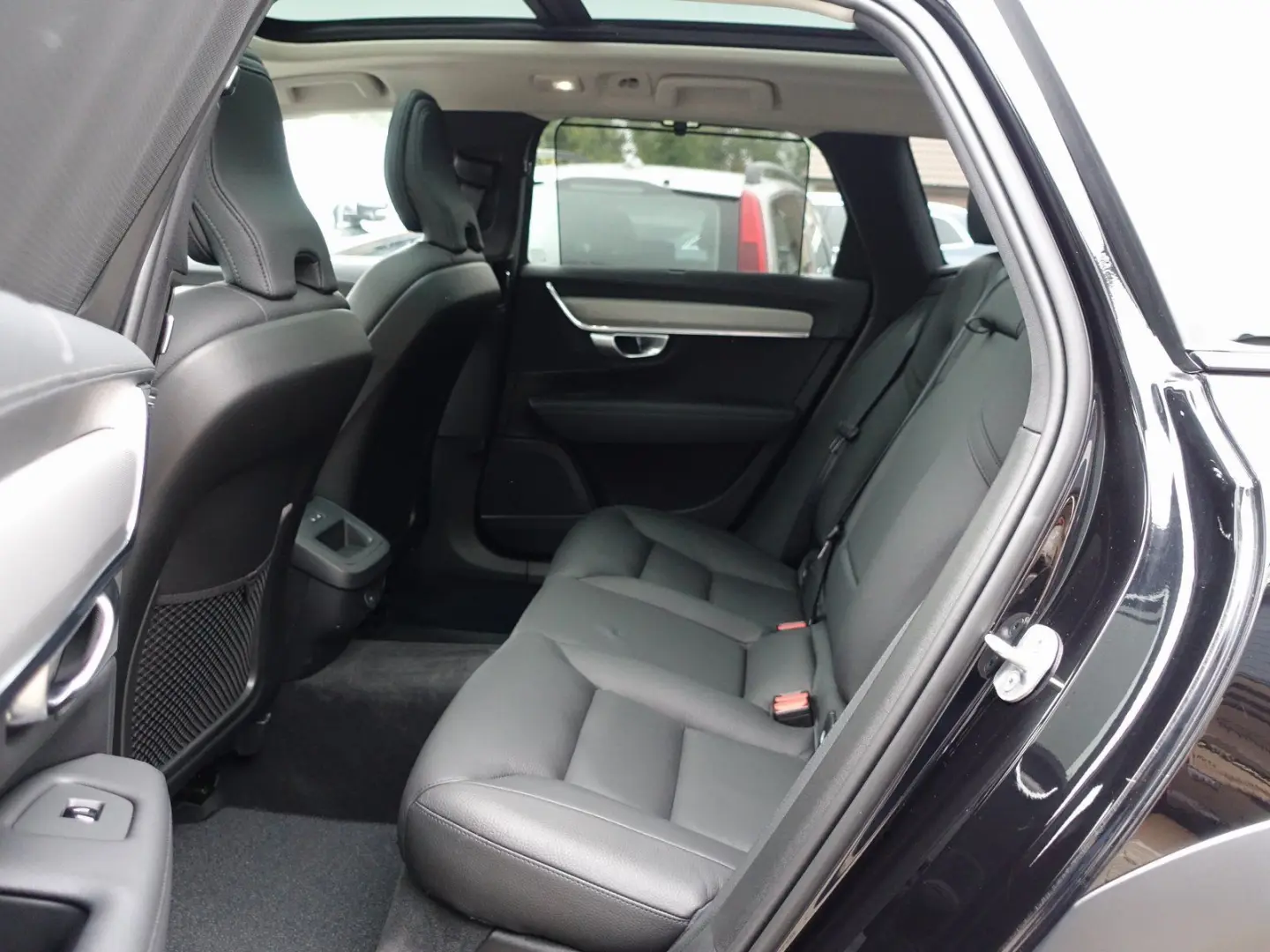 V90 Cross Country B4 AWD Plus AHK H&K Pano BLIS